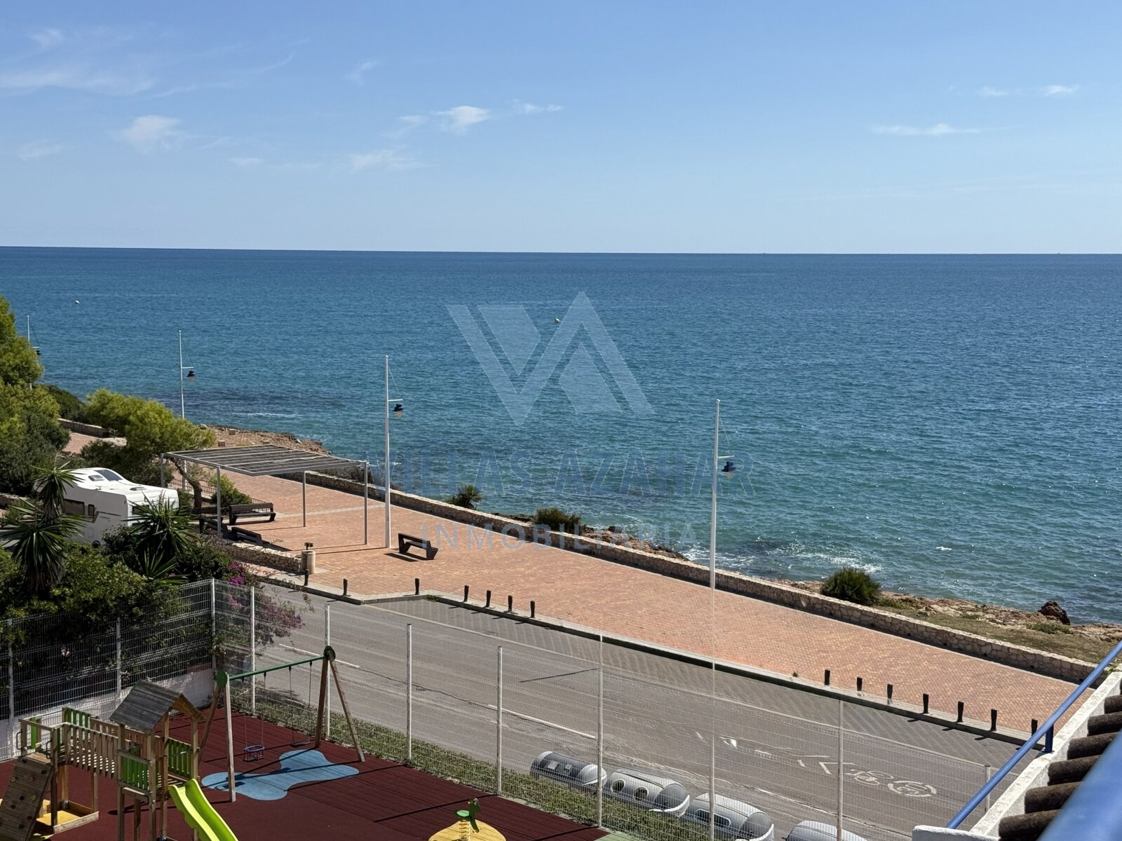 Penthouse en première ligne de mer – Résidence Voramar Penthouse en première ligne de mer – Résidence Voramar